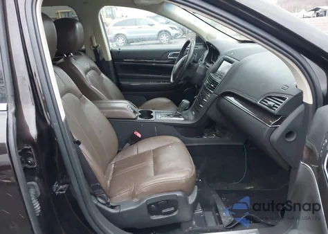 2013 Lincoln Mkt Ecoboost z USA, uszkodzony, nr VIN 2LMHJ5AT6DBL51327